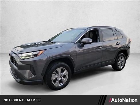 Used 2025 Toyota RAV4 XLE FWD image 1
