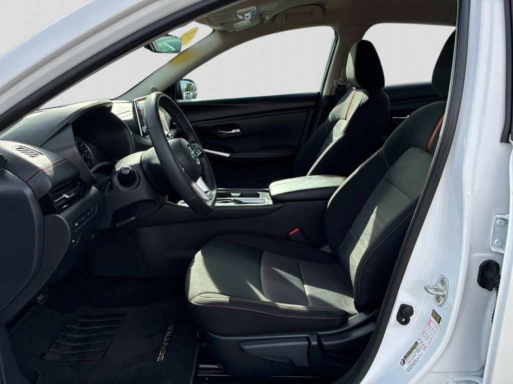 Certified 2023 Nissan Sentra SR w/ Electronics Package FWD image 20