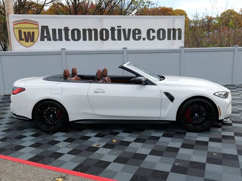 Used 2024 BMW M4 xDrive Competition w/ Executive Package image 4