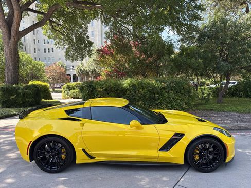 Used 2017 Chevrolet Corvette Z06 RWD image 14