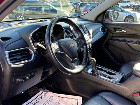Used 2020 Chevrolet Equinox LT w/ Sport Edition image 14