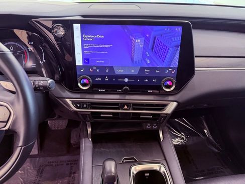 Certified 2024 Lexus RX 350 FWD image 28