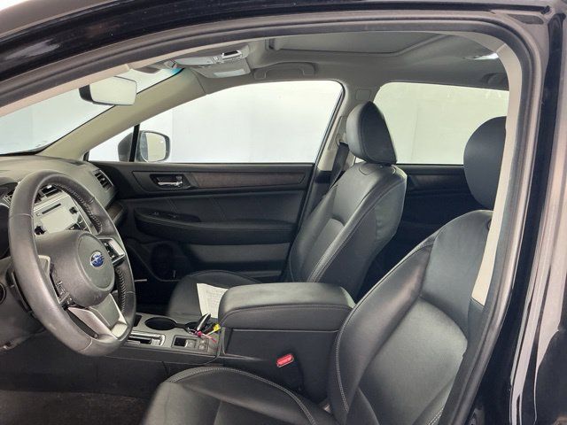 Used 2019 Subaru Outback 2.5i Limited w/ Popular Package #2 AWD/4WD image 10