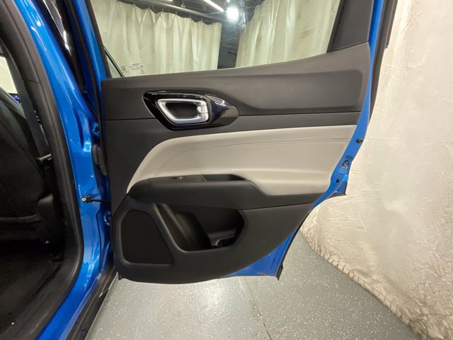 Used 2025 Jeep Compass Limited AWD/4WD image 24