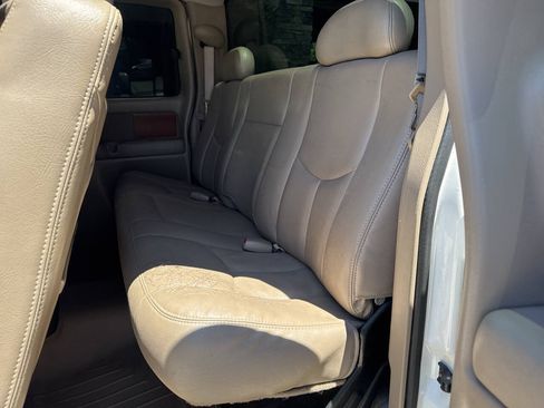Used 2004 GMC Sierra 1500 SLT w/ Light Duty Power Package RWD image 10