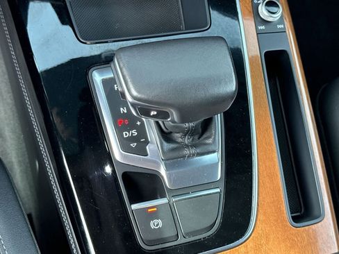 Used 2023 Audi Q5 2.0T Premium Plus image 25