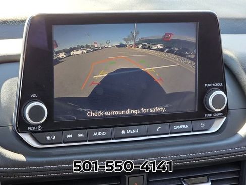 Used 2025 Nissan Rogue SV image 22