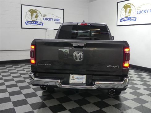 Used 2019 RAM 1500 Limited w/ Advanced Safety Group AWD/4WD image 8
