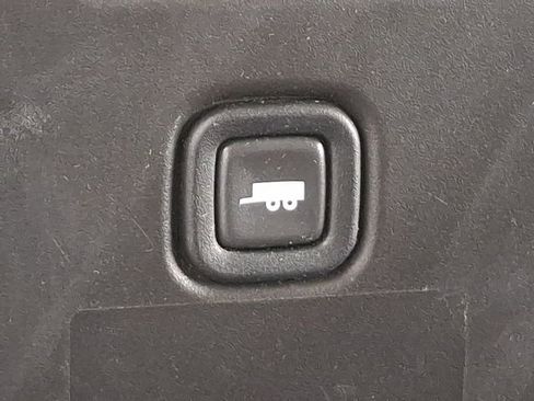 Used 2023 GMC Savana 2500 w/ Driver Convenience Package image 26