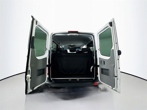 Used 2016 Mercedes-Benz Sprinter 2500 image 20