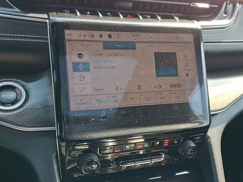 Used 2023 Jeep Grand Cherokee Overland image 17