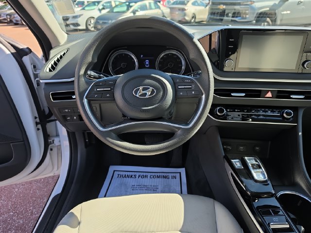 Used 2023 Hyundai Sonata SE FWD image 13