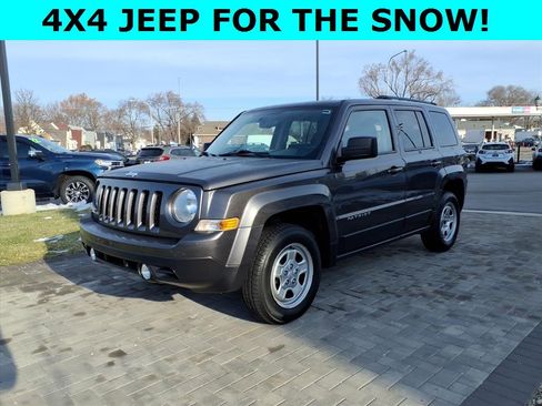 Used 2016 Jeep Patriot Sport w/ Power Value Group image 2