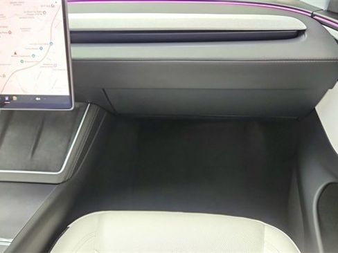 Used 2026 Tesla Model Y Long Range image 35