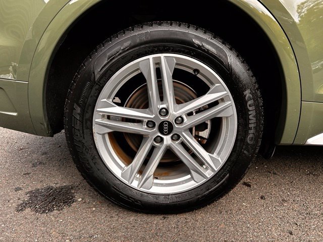 Used 2023 Audi Q5 e Premium Plus w/ Premium Plus Package AWD/4WD image 30