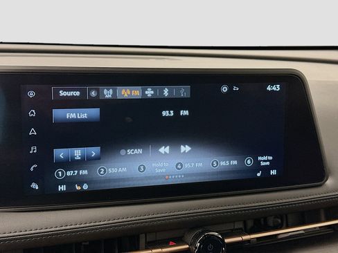 Used 2025 Nissan Ariya AWD image 21