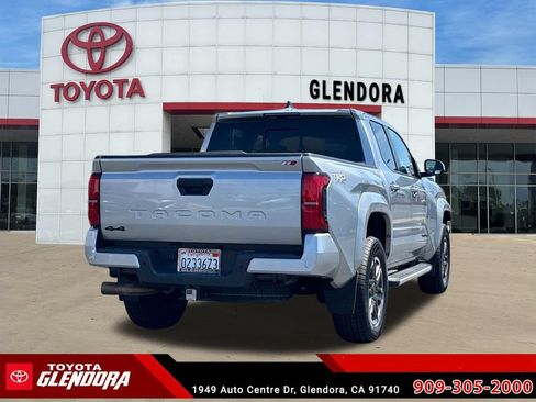 Certified 2024 Toyota Tacoma TRD Sport w/ TRD Sport Upgrade Package AWD/4WD image 10