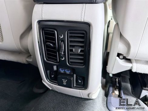 Used 2017 Jeep Grand Cherokee Summit AWD/4WD image 29