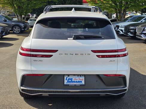 New 2026 Genesis GV70 2.5T Advanced AWD/4WD image 6