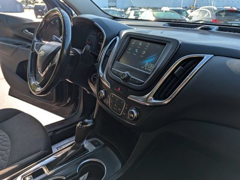 Used 2018 Chevrolet Equinox LT AWD/4WD image 23