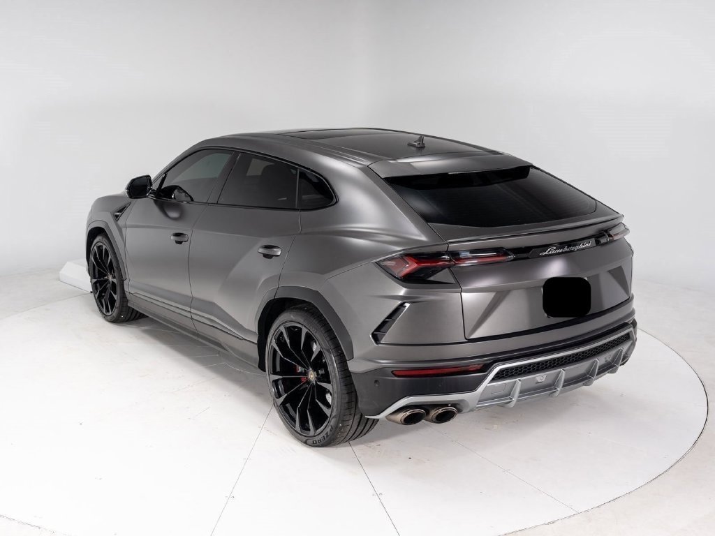 Used 2021 Lamborghini Urus AWD/4WD image 2