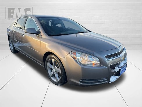 Used 2012 Chevrolet Malibu LT w/ Power Convenience Package image 2