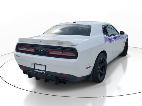 Used 2022 Dodge Challenger GT RWD image 6
