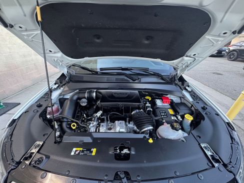 Used 2025 Jeep Compass Limited image 32