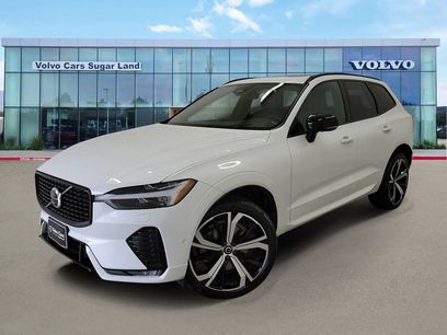 Used 2022 Volvo XC60 B6 R-Design w/ Advanced Package