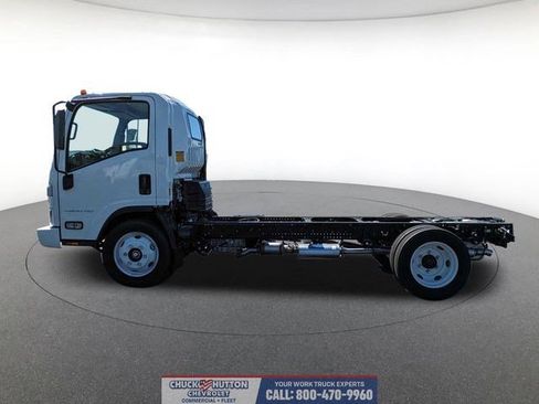 New 2024 Chevrolet Low Cab Forward image 15