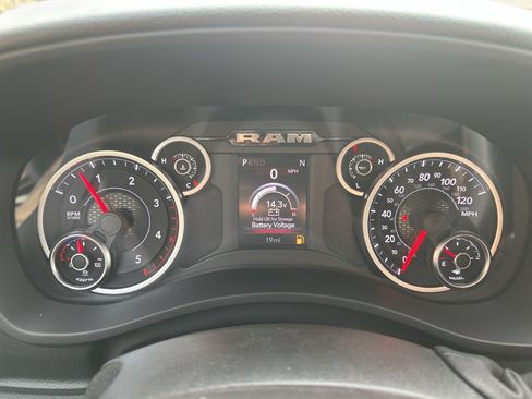 New 2026 RAM 2500 Big Horn AWD/4WD image 15