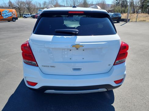 Certified 2019 Chevrolet Trax LT w/ LT Convenience Package image 7