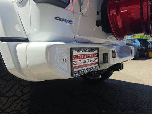 Used 2024 Jeep Wrangler High Altitude AWD/4WD image 26