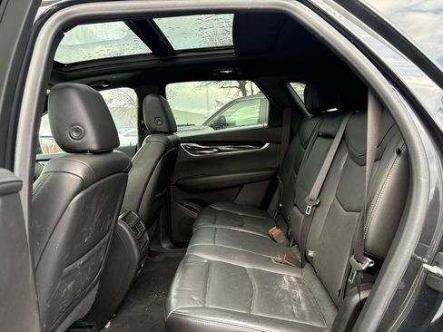 Used 2020 Cadillac XT5 Premium Luxury image 16