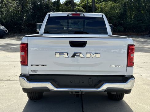 Used 2025 RAM 1500 Big Horn AWD/4WD image 7