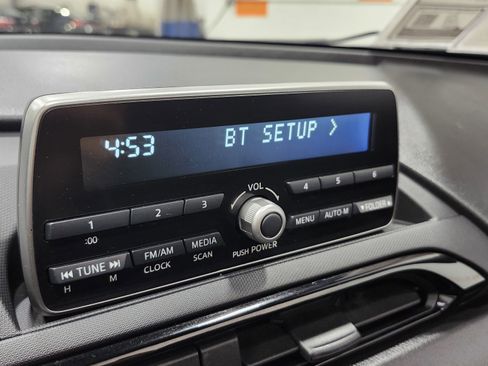 Used 2016 MAZDA MX-5 Miata Sport image 3