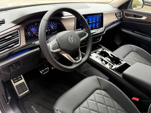 New 2026 Volkswagen Atlas SEL Premium R-Line AWD/4WD image 8