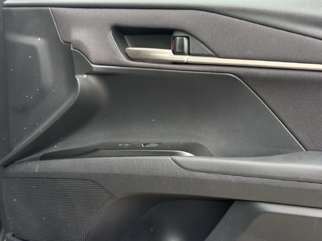 Used 2025 Toyota Camry LE FWD image 29