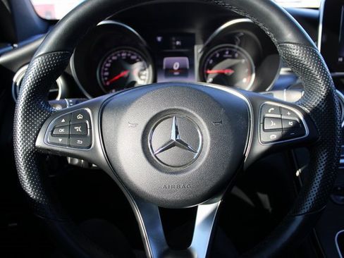 Certified 2018 Mercedes-Benz GLC 300 4MATIC image 22