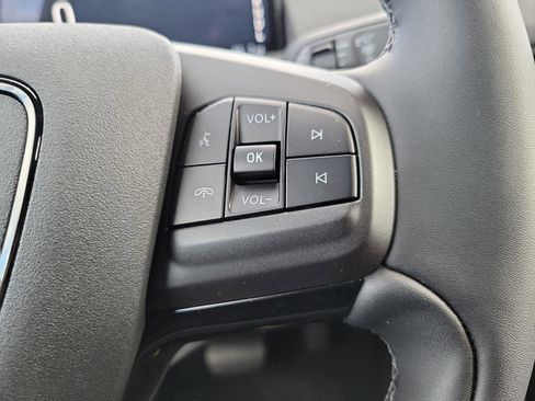 New 2023 Ford Mustang Mach-E Select image 17