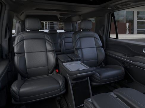 New 2025 Lincoln Navigator L Reserve w/ Jet Appearance Package image 11