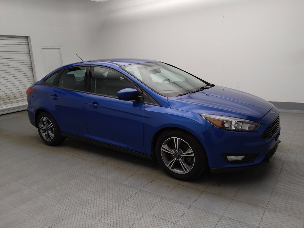 Used 2018 Ford Focus SE w/ SE Appearance Package FWD image 11