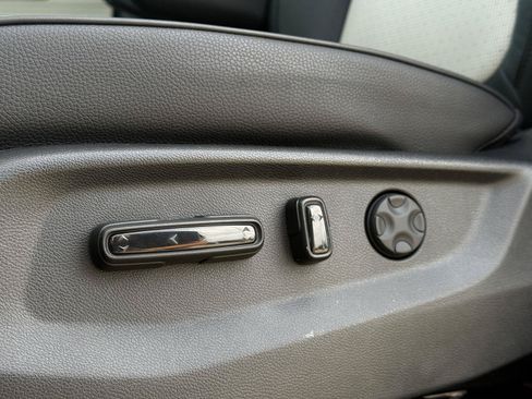Used 2026 Honda Odyssey Elite image 11