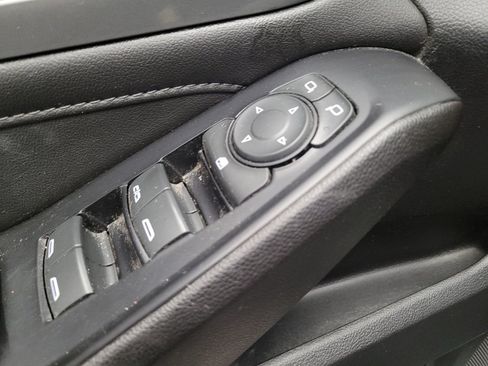 Used 2023 Chevrolet Traverse LT AWD/4WD image 27