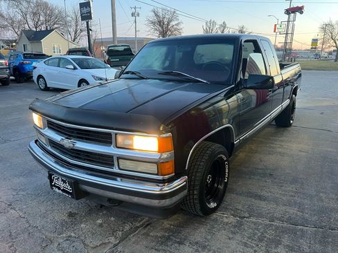 Used 1997 Chevrolet Silverado 1500 2WD Extended Cab image 4