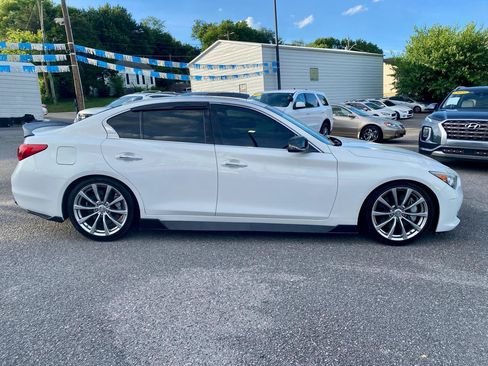 Used 2015 INFINITI Q50 AWD w/ Navigation Package image 8