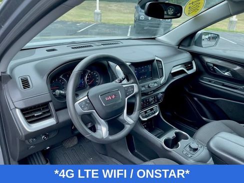 Used 2024 GMC Terrain SLE w/ Driver Convenience Package FWD image 11