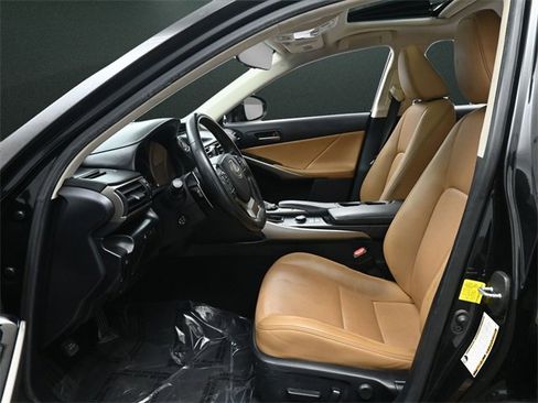 Used 2019 Lexus IS 300 AWD w/ Navigation Package image 11