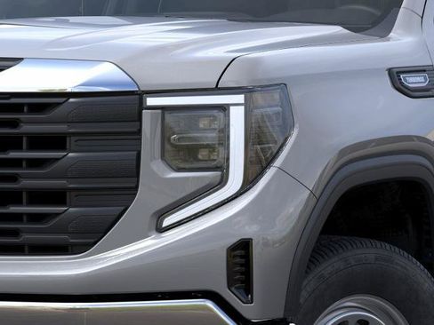 Used 2026 GMC Sierra 1500 Pro w/ Pro Value Package RWD image 34