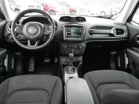Used 2022 Jeep Renegade Latitude w/ Convenience Group image 10